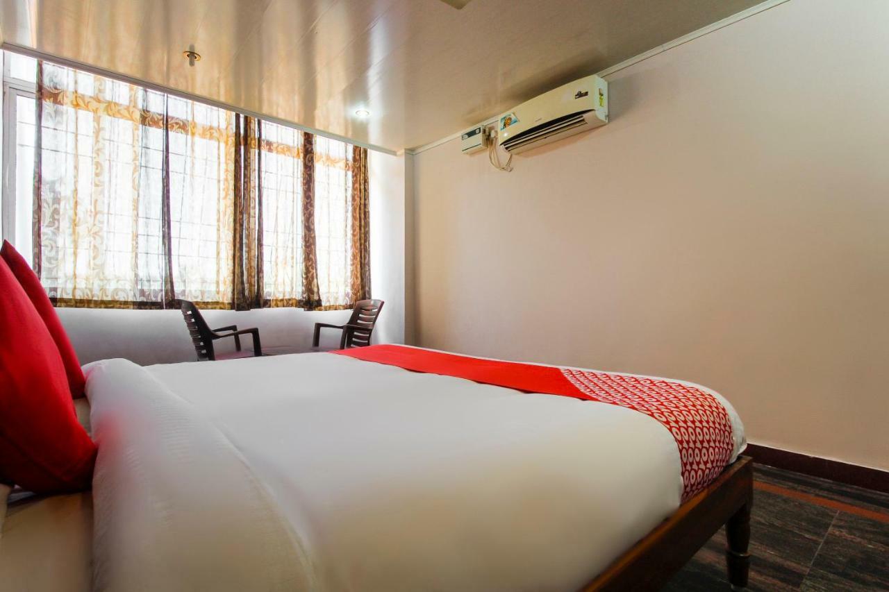 Oyo 45475 Annai Lodge Thanjavur Buitenkant foto