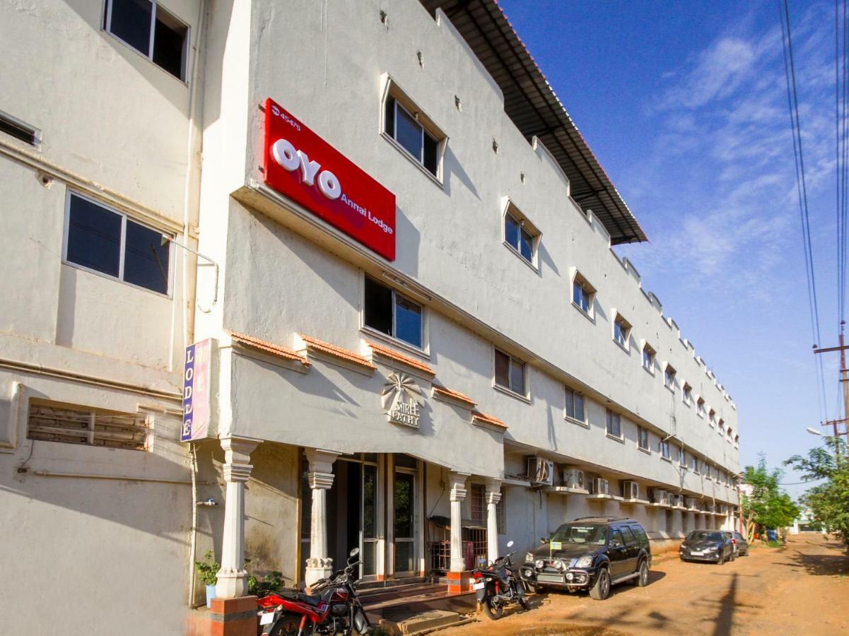 Oyo 45475 Annai Lodge Thanjavur Buitenkant foto